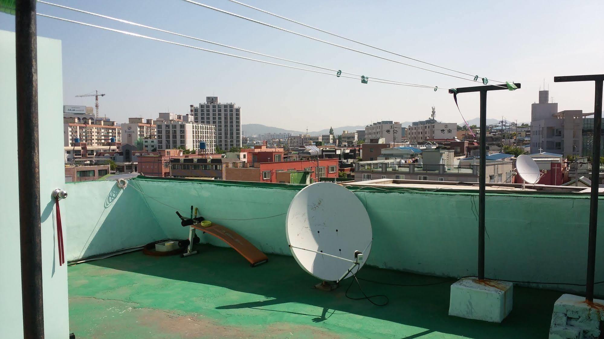 Oxbloodk Hostel Gwangju Metropolitan City Exterior photo